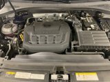 Used 2022 Volkswagen Tiguan SE w/ Panoramic Sunroof Package image 2