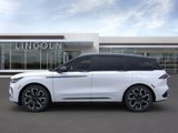 New 2025 Lincoln Nautilus Reserve image 3