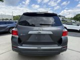 Used 2011 Toyota Highlander 2WD image 3