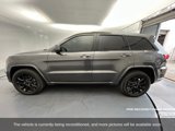 Used 2021 Jeep Grand Cherokee Laredo X image 2