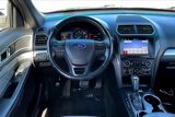 Used 2017 Ford Explorer XLT w/ Equipment Group 202A image 5