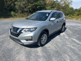 Used 2018 Nissan Rogue S image 4