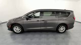 Used 2023 Chrysler Voyager LX image 5