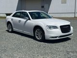 Used 2015 Chrysler 300 C image 3