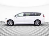 Used 2020 Chrysler Pacifica Touring w/ Cold Weather Group image 4