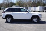 New 2025 Jeep Grand Cherokee Laredo image 2