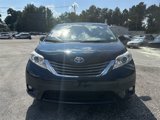Used 2012 Toyota Sienna image 3