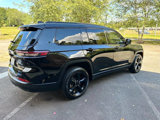 Used 2022 Jeep Grand Cherokee L Limited w/ Black Appearance Package image 5