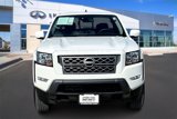 Used 2024 Nissan Frontier SV image 3