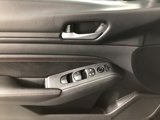 Used 2021 Nissan Altima 2.5 SR image 2