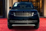 Used 2025 Land Rover Range Rover SE image 2