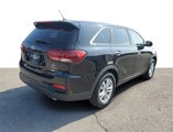 Used 2019 Kia Sorento LX image 4