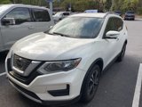 Used 2020 Nissan Rogue SV w/ Premium Package image 2