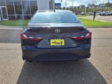 Used 2025 Toyota Camry SE image 4