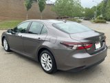 Used 2022 Toyota Camry LE image 3