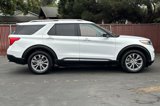 Certified 2022 Ford Explorer Limited w/ Equipment Group 301A image 3