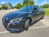 Used 2023 Nissan Altima 2.5 SV image 3
