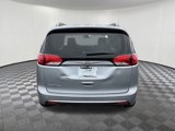 Used 2018 Chrysler Pacifica Touring-L Plus image 5