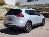 Used 2017 Nissan Rogue SL w/ SL Premium Package image 3