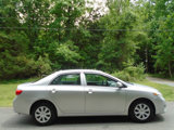 Used 2010 Toyota Corolla LE image 4