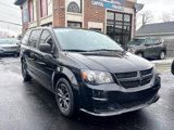 Used 2017 Dodge Grand Caravan SE image 5