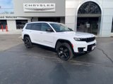 Used 2023 Jeep Grand Cherokee L Laredo image 2