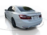 Used 2016 Honda Accord Touring image 2