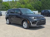 New 2025 Kia Soul LX image 2