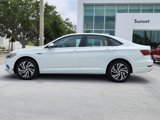 Used 2021 Volkswagen Jetta SEL Premium image 4
