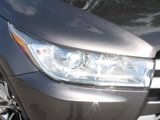 Used 2017 Toyota Highlander XLE image 2