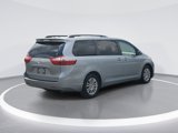 Used 2015 Toyota Sienna XLE Premium image 3