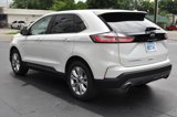 Used 2023 Ford Edge Titanium image 3
