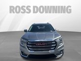 Used 2024 GMC Terrain SLT image 2