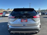 Used 2022 Ford Edge Titanium image 3