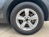 Used 2024 Kia Sorento LX image 3