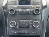 Used 2018 Ford Explorer XLT image 5