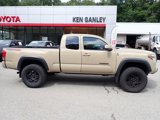 Used 2017 Toyota Tacoma TRD Off-Road image 2