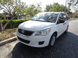 Used 2009 Volkswagen Routan S image 3