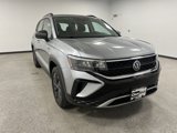 Used 2022 Volkswagen Taos S image 2