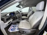 Used 2018 Chrysler Pacifica Touring-L image 4