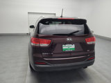Used 2017 Kia Sorento LX image 6