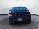 Used 2023 Hyundai Elantra SEL w/ Convenience Package image 4