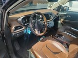 Used 2017 Chrysler Pacifica Limited image 6