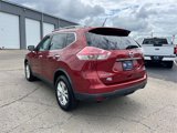 Used 2016 Nissan Rogue SV image 5