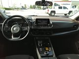 Used 2023 Nissan Rogue SV image 3