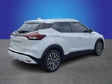 Used 2021 Nissan Kicks SV image 4