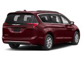 Used 2021 Chrysler Pacifica Limited w/ Uconnect Theater Family Group image 2
