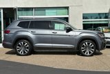 Used 2022 Volkswagen Atlas SEL Premium image 3