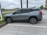Used 2019 GMC Terrain SLT w/ Preferred Package image 3