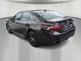 Used 2021 Toyota Camry SE image 4